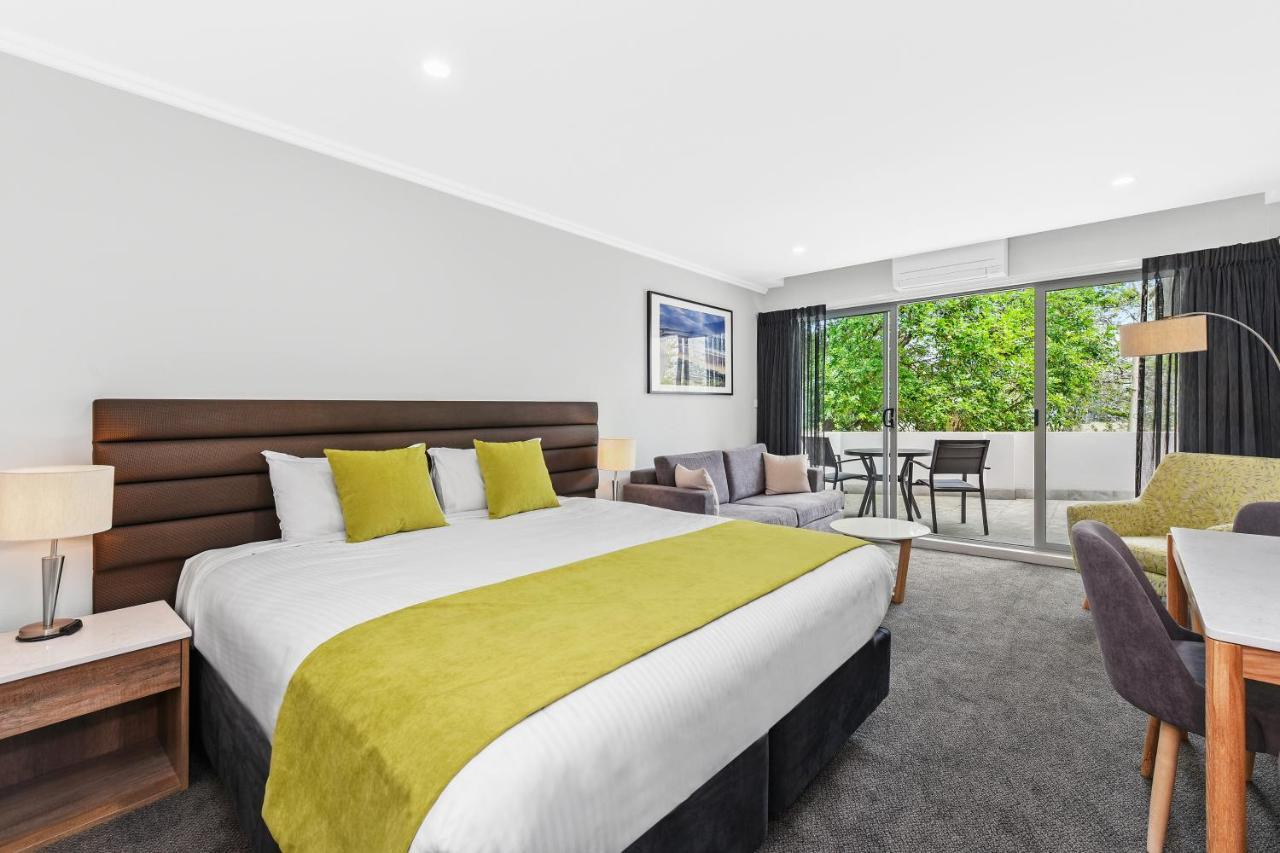 Palm Court Motor Inn Port Macquarie Exterior photo