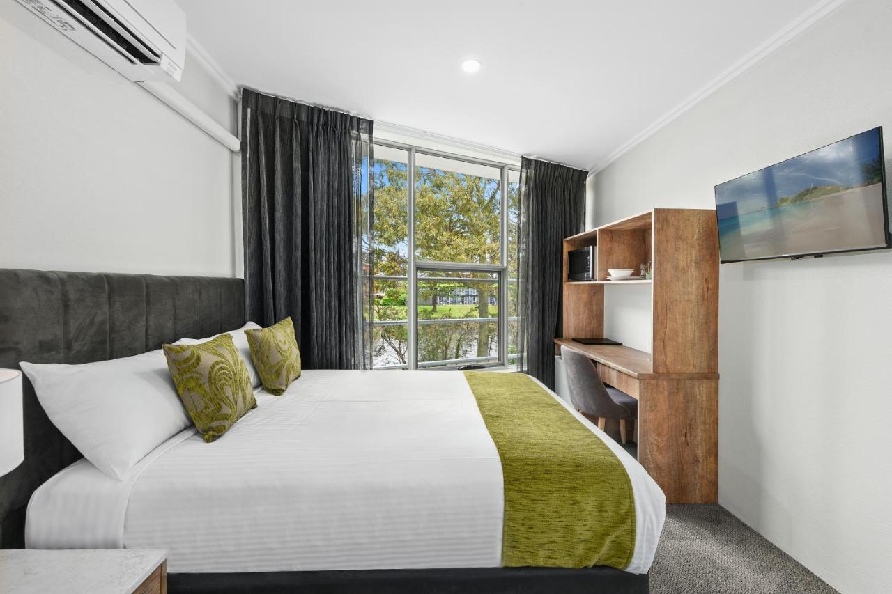 Palm Court Motor Inn Port Macquarie Exterior photo
