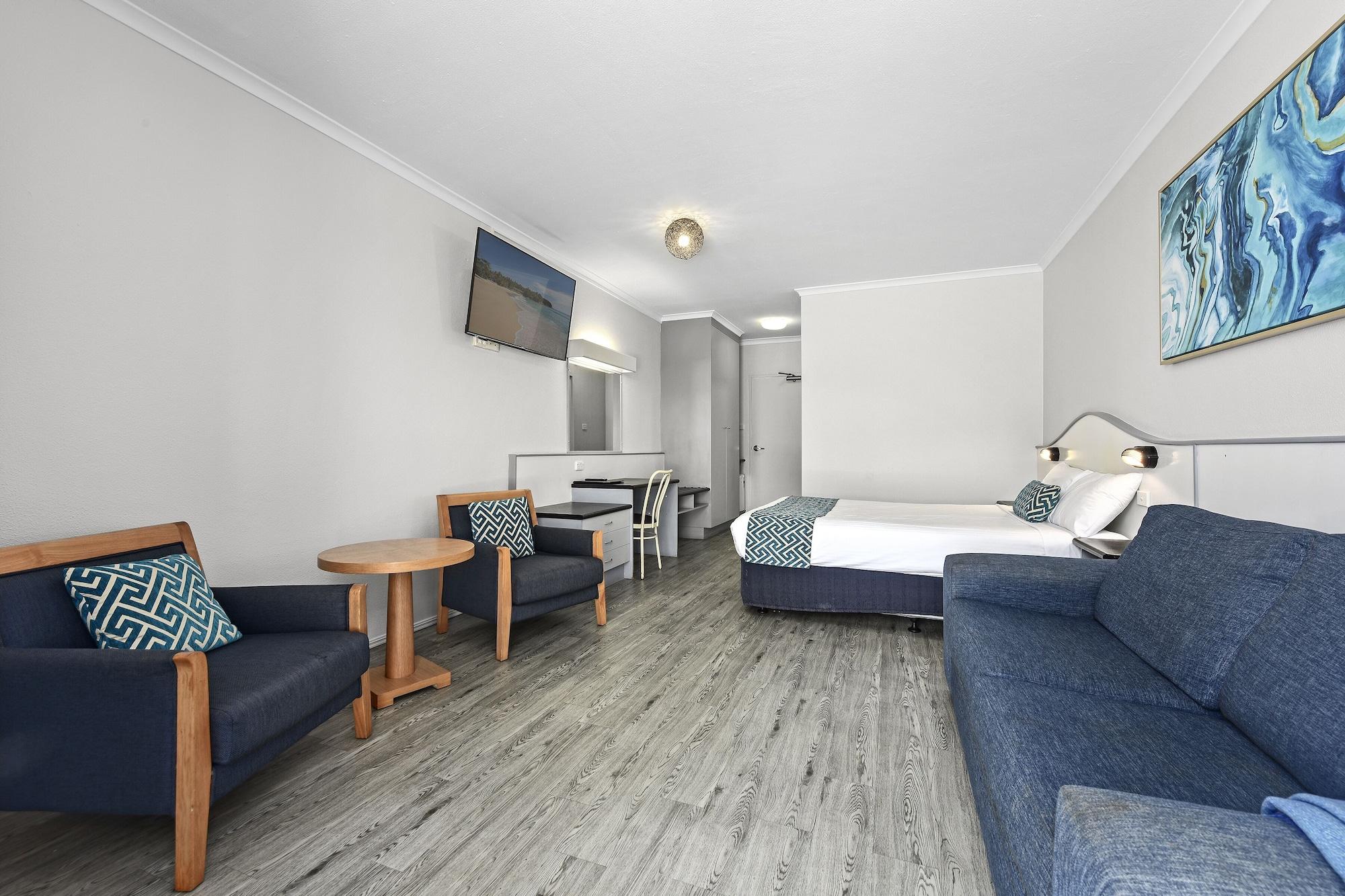 Palm Court Motor Inn Port Macquarie Exterior photo
