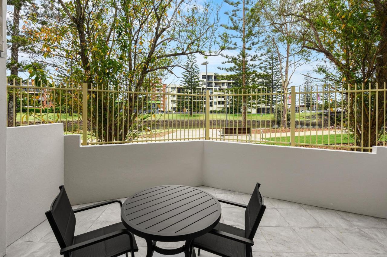 Palm Court Motor Inn Port Macquarie Exterior photo